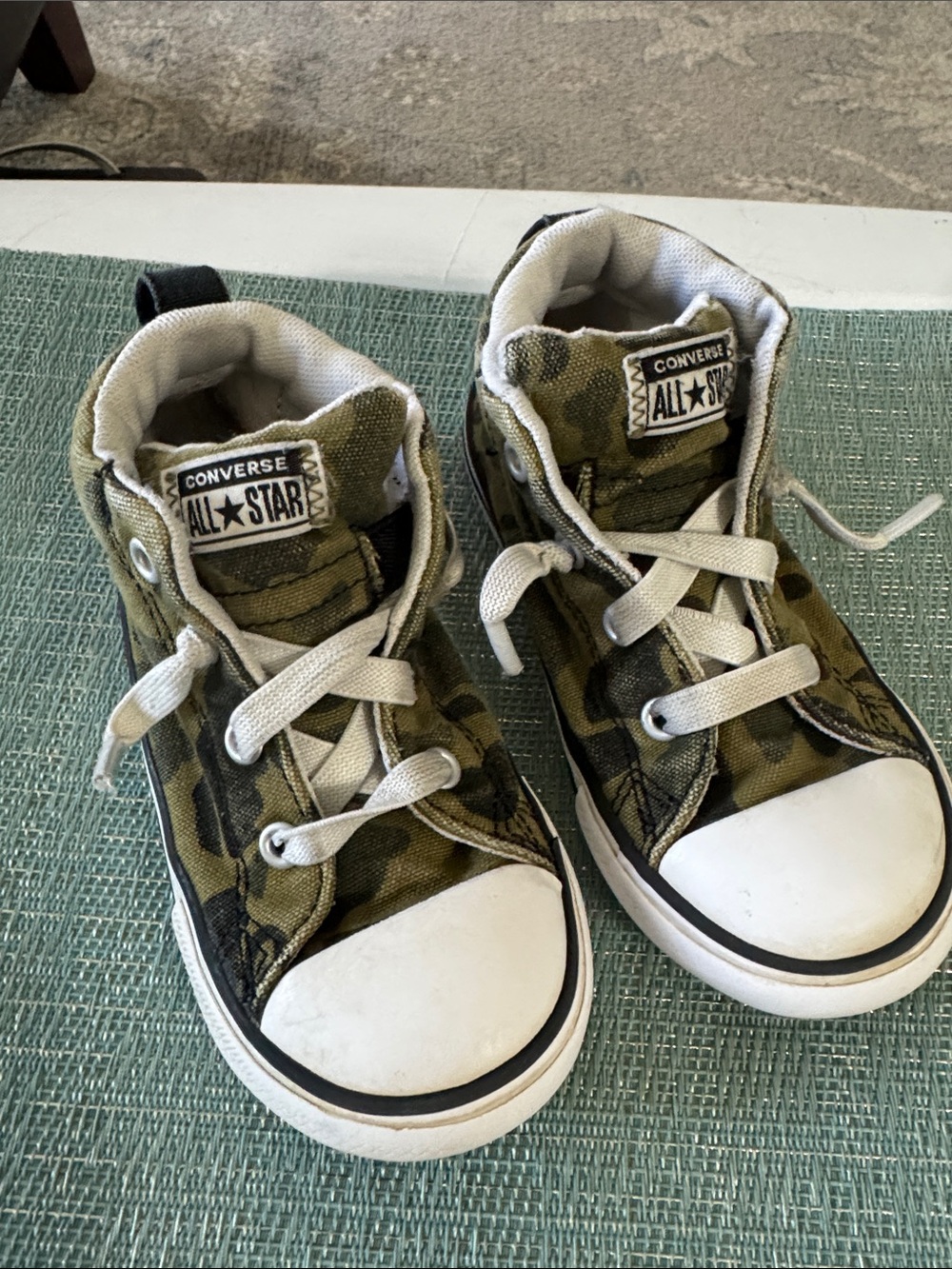 Converse All Star Camo Toddler Shoes - Size 9